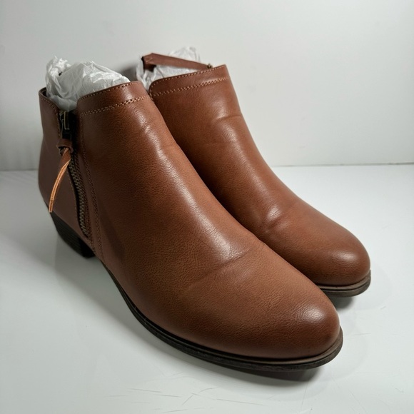 London Fog Women’s Ankle Booties sz 10 #205-C - Picture 2 of 7